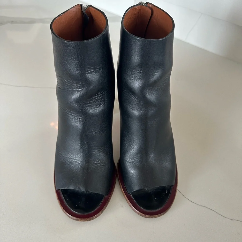 AUTH CELINE Leather Mules Sz 39.5 8/8.5 - Picture 4 of 7